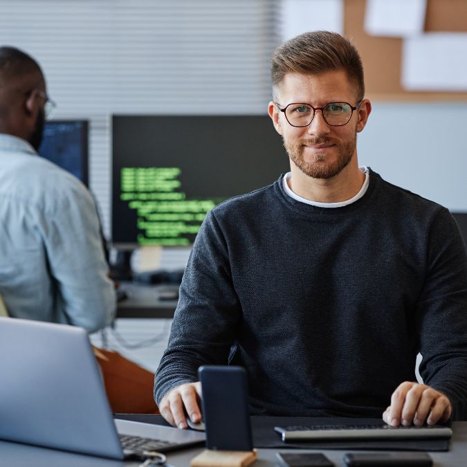 Développeur intégrant la plateforme Caption