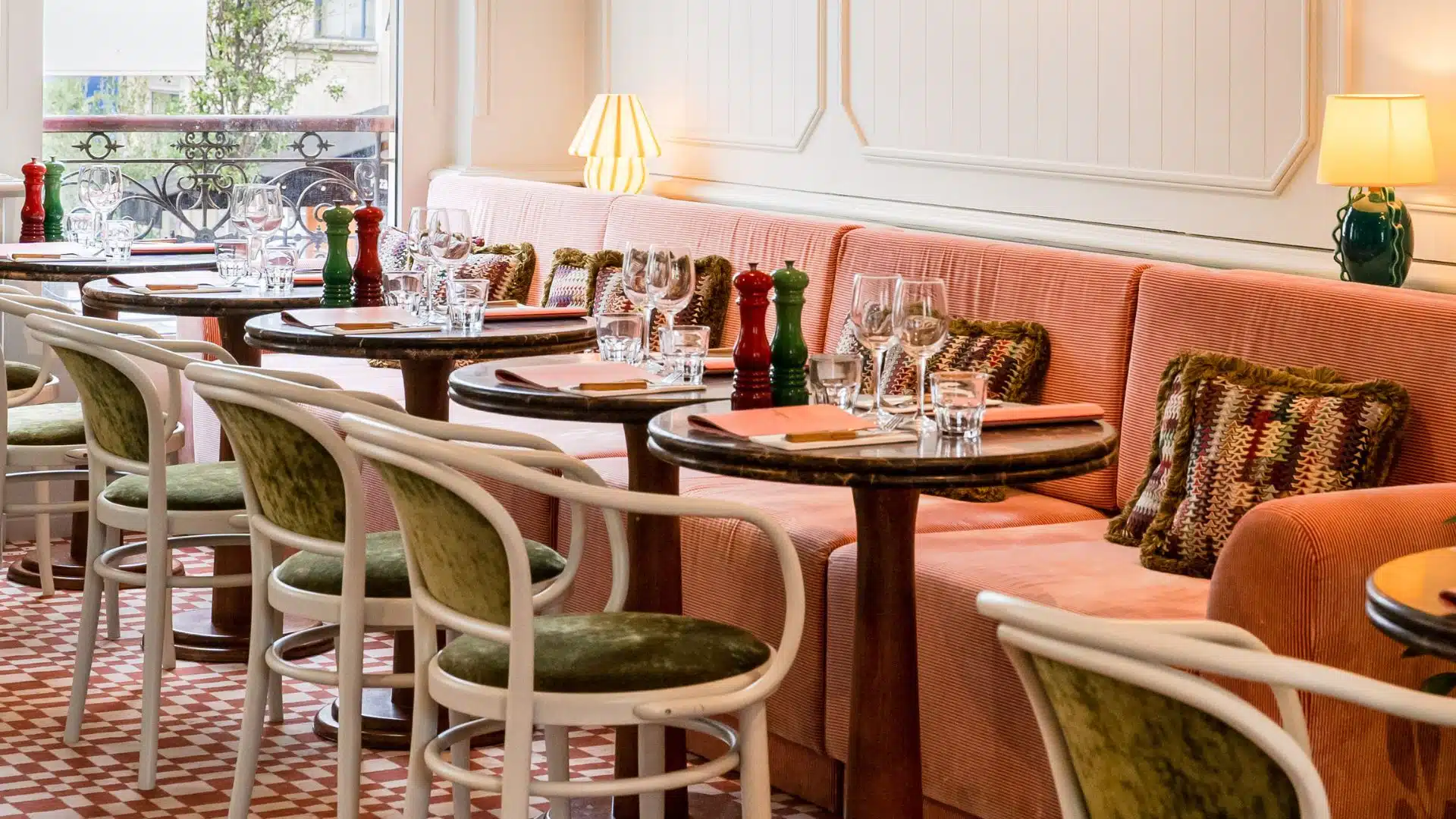 Un entrepreneur franchisé du réseau Gruppomimo a structuré un financement obligataire avec Caption pour accélérer l’ouverture de restaurants italiens à succès. Grâce à une première implantation rentable et une stratégie d’expansion ciblée, le groupe poursuit son développement dans deux régions clés.